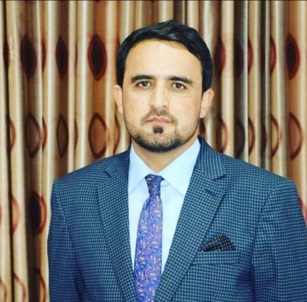 یک کارمند سابق سفارت افغانستان در تهران: طالبان مرا در داخل سفارت 'بازداشت و تهدید' کردند