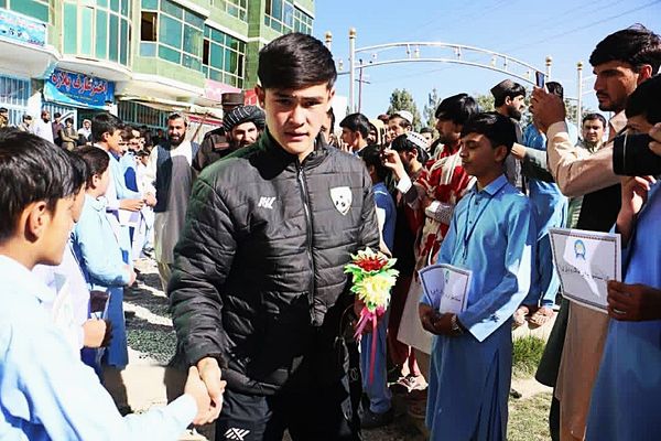 موج افتخار و همبستگی؛ استقبال پرشور از قهرمانان آسیا در جنوبشرق افغانستان