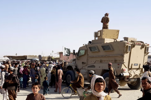 خبير أميركي: باكستان وطالبان لا ترغبان في توسيع الحرب