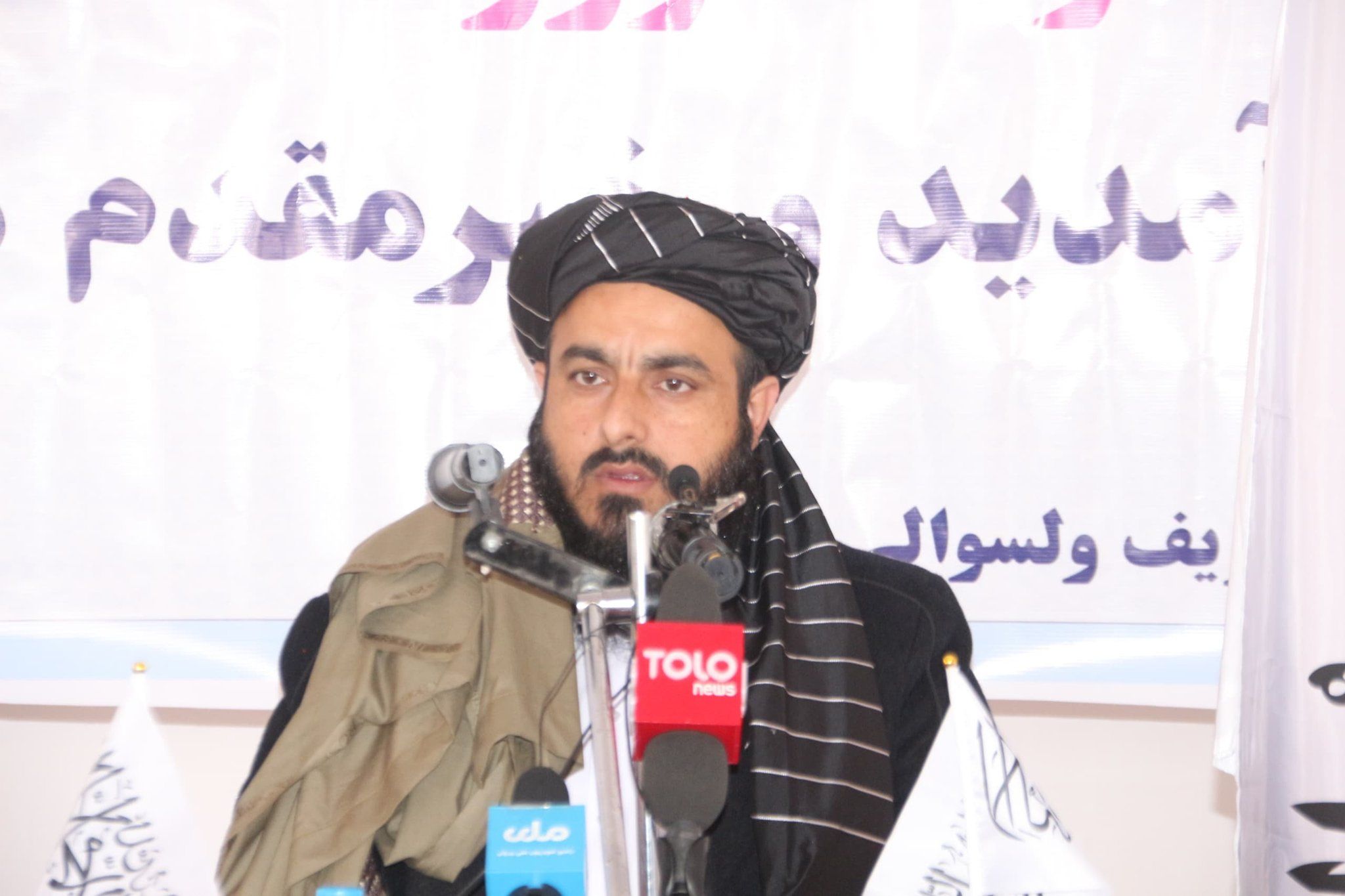 د طالبانو د پروان والي وايي ځینې کړۍ په بهر کې د دوی خلاف توطیې جوړوي