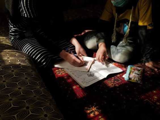 UNESCO: Taliban Jeopardises Entire Generation by Denying Education to Girls