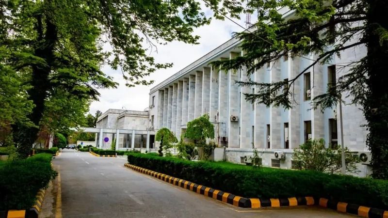 طالبان می‌گوید قرغیزستان این گروه را از فهرست سازمان‌های تروریستی حذف کرده است