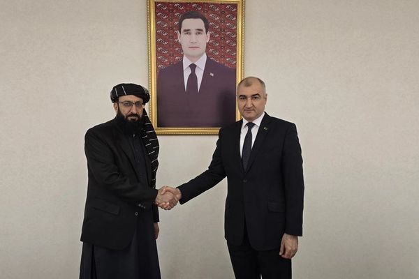 طالبانو له ترکمنستاني چارواکو سره د ټاپي پروژې په اړه خبرې وکړې