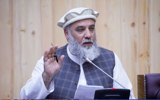 نورالدین عزیزي:  افغانستان د پاکستان پرځای د خپلو صادراتو لپاره د بدیلو لارو په لټه کې دی