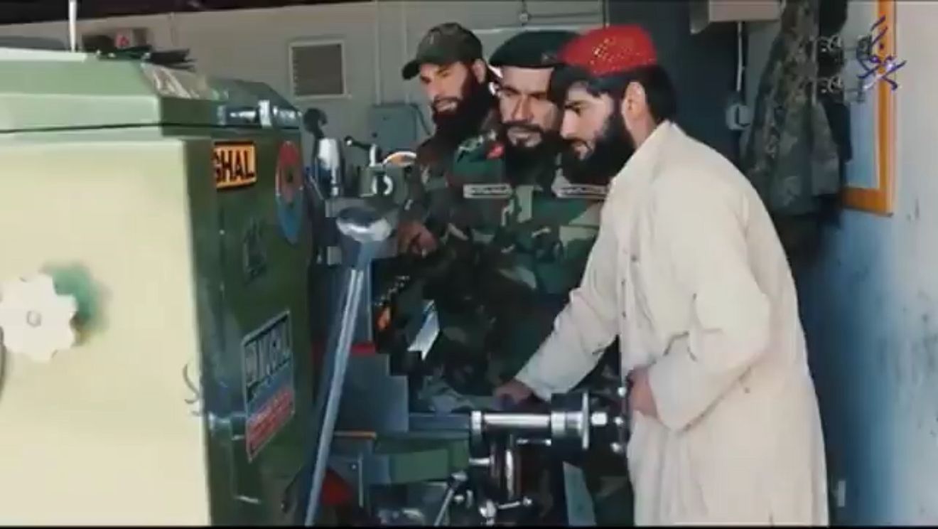 طالبان می‌گوید کارخانه‌های تولید سلاح و پهپاد ایجاد کرده است