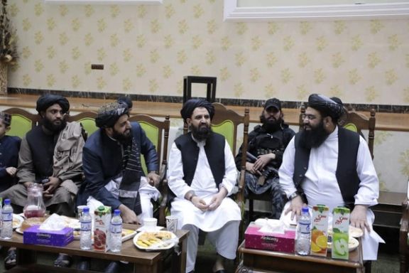 حضور محافظان مسلح عبدالکبیر در نشست با رئیس استخبارات طالبان