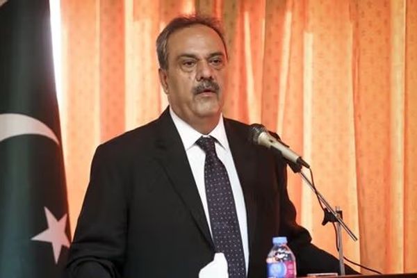 اصف دراني: افغانستان د ترهګرۍ په مرکز بدلېږي