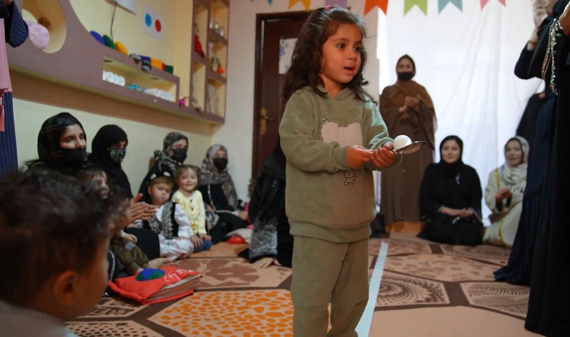 یونېسف وایي، افغانستان کې یې د مور او ماشوم د اړیکو پیاوړي کېدو ۷۰مرکزونه جوړ کړي