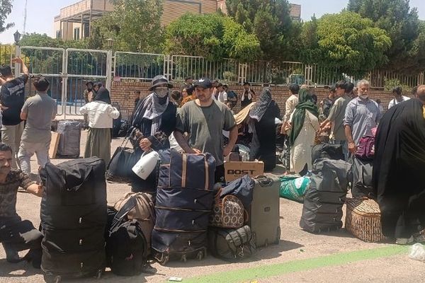 Nearly 100000 Afghan Migrants Deported In One Week, Confirms Iranian Official
