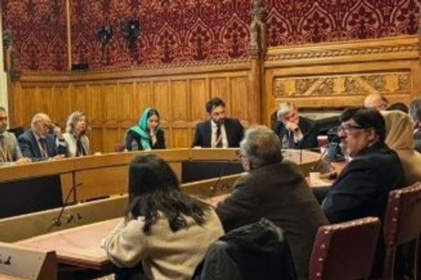 البيان الختامي لاجتماع معارضي طالبان: النظام السياسي يجب أن يقوم على صوت الشعب
