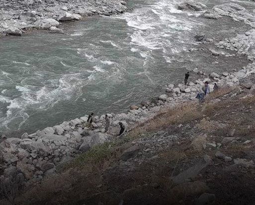 په بدخشان کې د ترافیکي پېښې له امله پنځه تنه مړه شوي