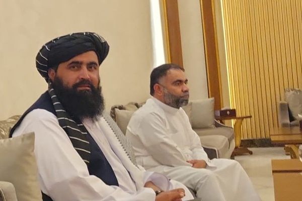 منابع: سفارت افغانستان در کویت به طالبان تحویل داده شد