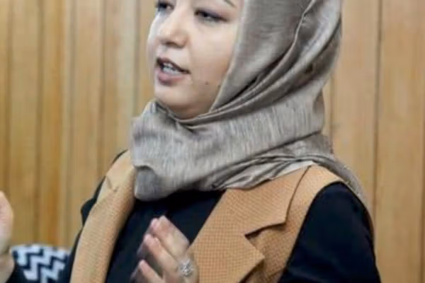 د هرات د لاریونونو ځپلو په غبرګون کې؛ راحله دوستم د معترضینو ملاتړ وکړ