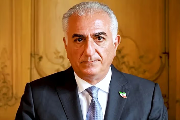 شهزاده رضا پهلوي ایرانیانو ته: هیلې مه بایلئ، موږ به خامخا ایران ژغورو