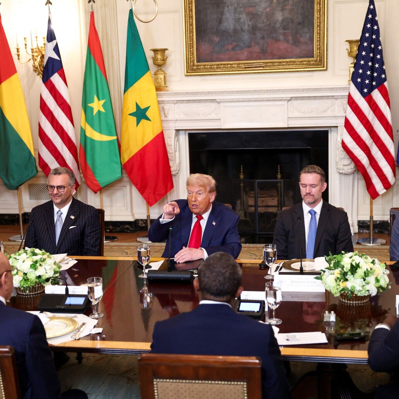 ټرمپ د انګلیسي ژبې هېواد لایبریا ولسمشر ته ویلي چې «ښه انګریزي» وايې