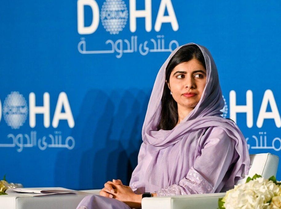ملاله یوسفزۍ: د انټرنټ بندیز د افغان ښځو او نجونو د لا زیاتو ازادیو محدودولو هڅه ده