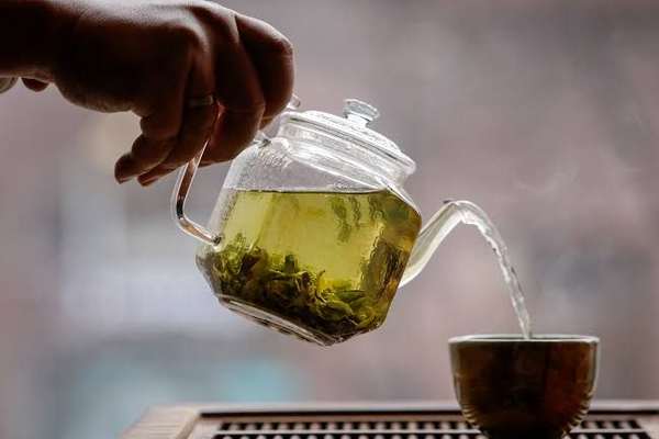 پژوهش: نوشیدنیهای بسیار داغ خطر ابتلا به سرطان مری را سه برابر افزایش میدهد