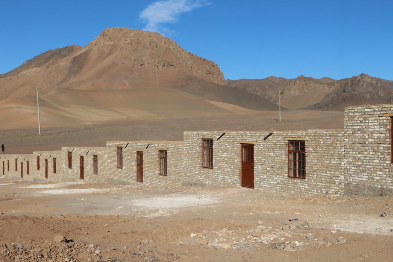 طالبانو د هرات د رباط سنګي زلزله ځپلو کورنیو ته د ۱۱۰ کورونو د تسلیمولو اعلان کړی.