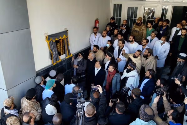 په کابل کې د سرطاني ناروغیو د تشخیص او درملنې روغتون پرانیستل شو