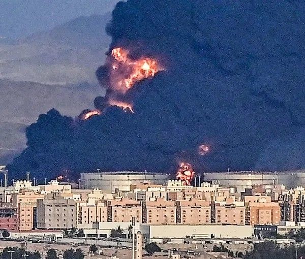 آمریکا و عربستان سعودی: حمله حوثی‌ها به زیرساخت‌های غیرنظامی با حمایت ایران میسر می‌شود