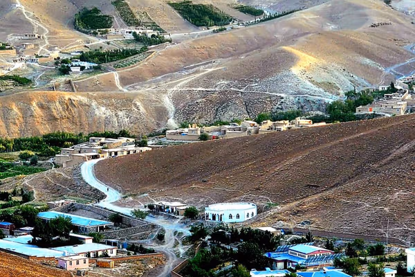 په پروان کې د یوې ټرافیکي پېښې له امله ۵ کسان مړه او ۷ نور ټپيان شوي