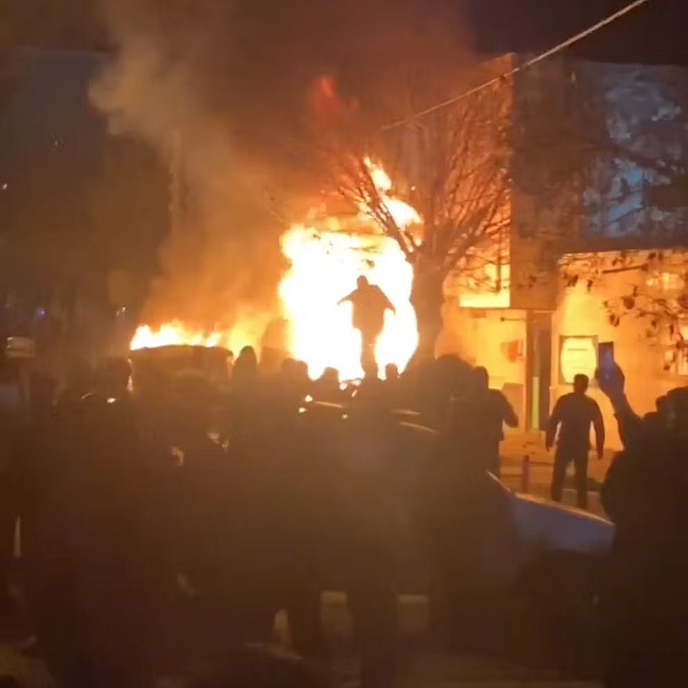 هرانا: د ایران په لاریونونو کې لږ تر لږه ۱۱۹ معترضین نیول شوي او ۷ کسان وژل شوي