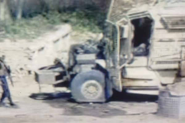 د خیبر پښتونخوا په بنو کې د ځانمرګي برید له امله ۵ پوځیان وژل شوي