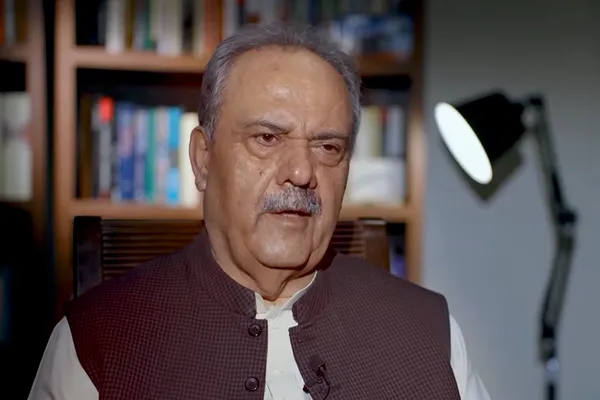 اصف دُرانی: پاکستان د طالبانو د رژيم د بدلون هڅه نه کوي
