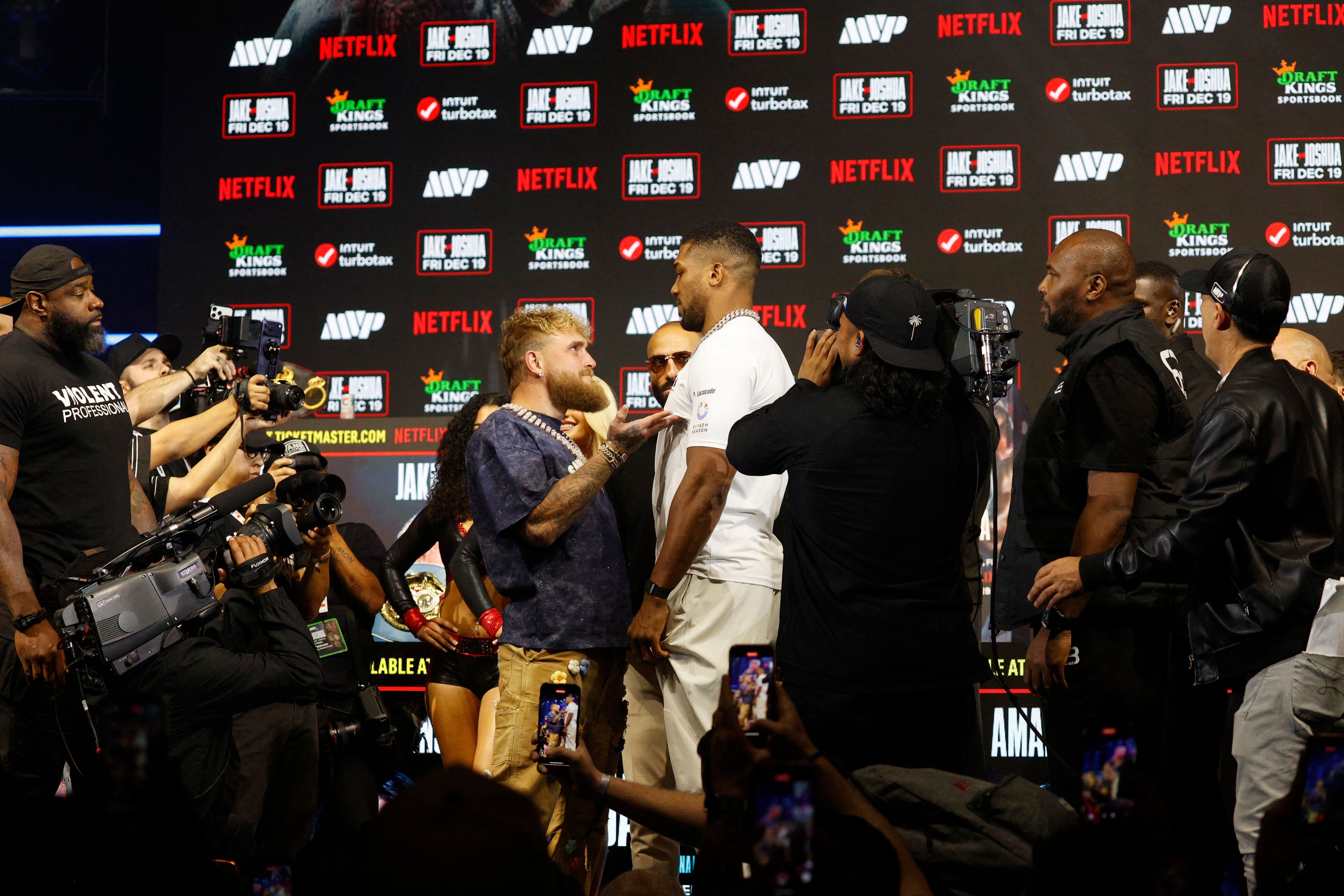 بوکس در عصر شبکه‌های اجتماعی؛ مبارزه جنجالی جیک پاول مقابل آنتونی جوشوا در میامی