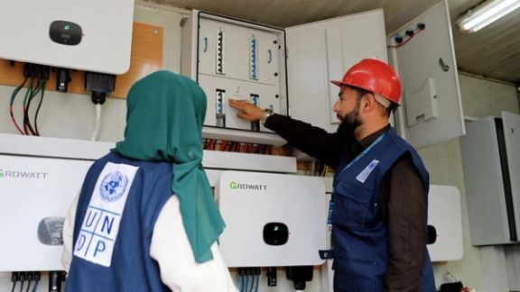 الأمم المتحدة: 80٪ من الأفغان يعيشون بلا كهرباء دائمة