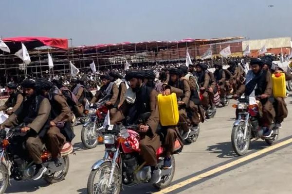 طالبان تنشر فيديو لاستعداد مقاتليها تنفيذ هجمات انتحارية