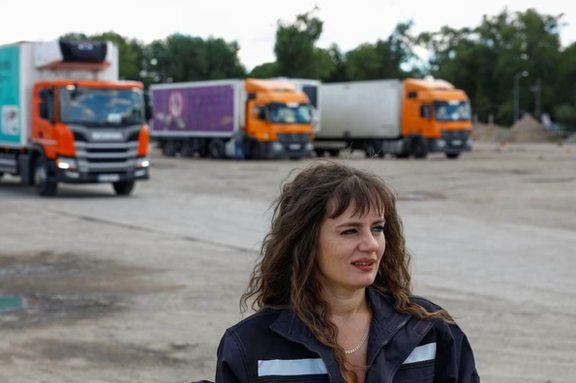 د اوکراین سوداګرۍ د کاري ځواک د کمښت له امله ډېرې ښځې او تنکي ځوانان په کار ګوماري