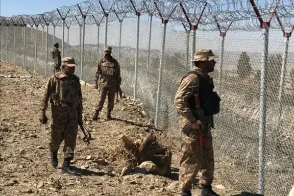 Taliban Suffers Heavy Losses in Border Clash with Pakistani Forces, Report Pak Media