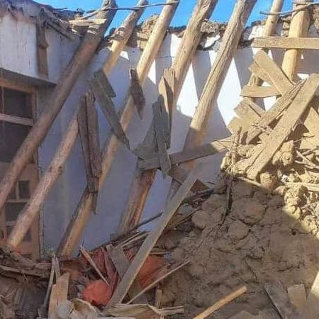 طالبان: وردګو ولايت کې د جنازې پر مهال د جومات چت راپرېوتو له امله ۱۵ کسان ټپیان شوي