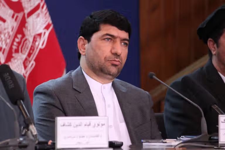 مقام حکومت اشرف غنی: جمهوریت از درون فروپاشید