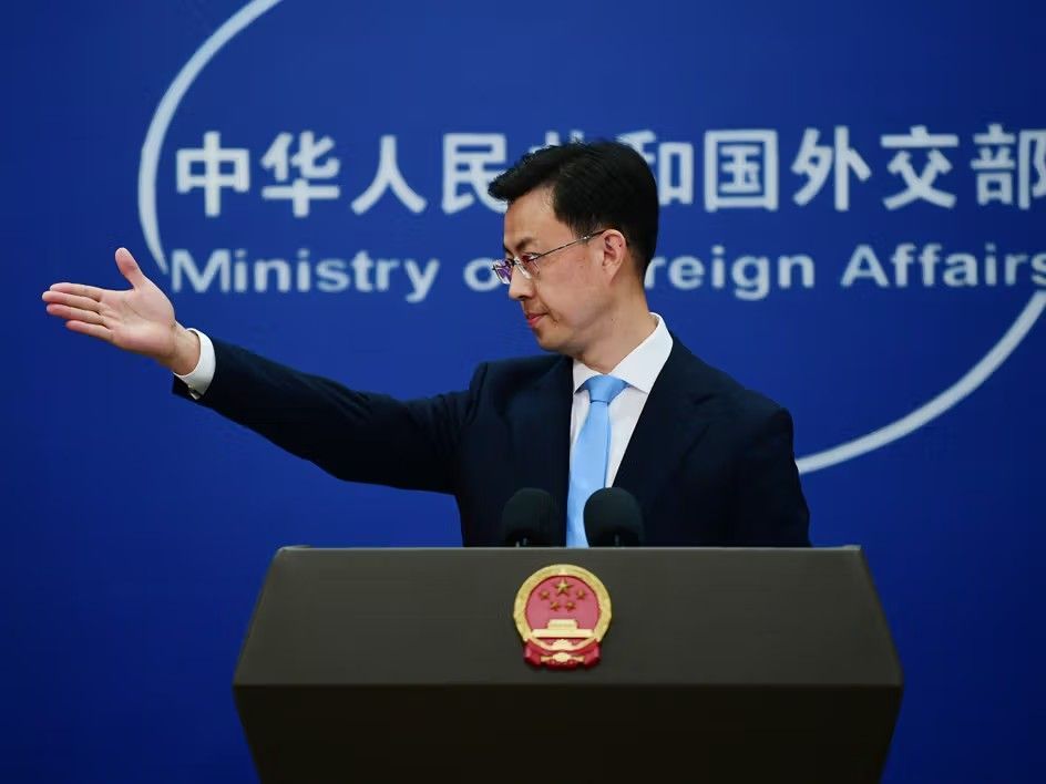 چین بار دیگر خواستار گفت‌وگو میان طالبان و پاکستان برای حل تنش‌ها شد