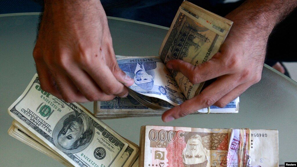 طالبان در ولسوالی‌های ننگرهار استفاده از کلدار پاکستانی را ممنوع کرد