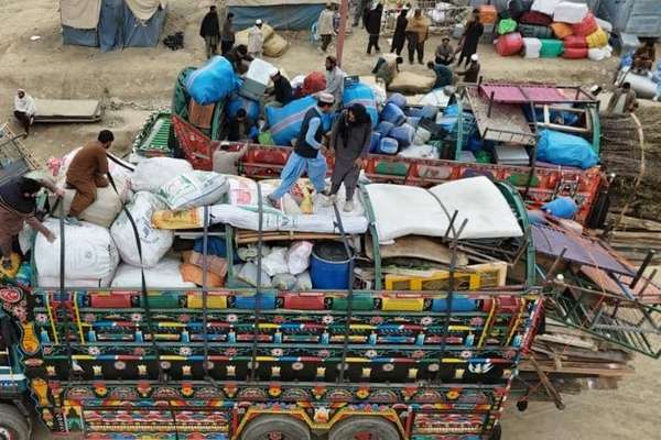 له ایران او پاکستان نه تر ۷۰۰ ډېرې کورنۍ افغانستان ته ستنې شوې