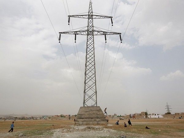 ازبکستان د افغانستان د برېښنا شبکې د پراخولو او عصري کولو په ۱۵ کلن پلان کې همکاري کوي