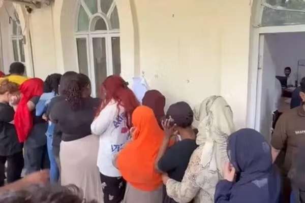دولت پاکستان ۴۸ چینی را به اتهام کلاهبرداری دستگیر کرد