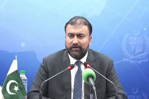 سرفراز بګټي: ترهګر په افغانستان کې تر دولتي سرپرستۍ لاندې دي