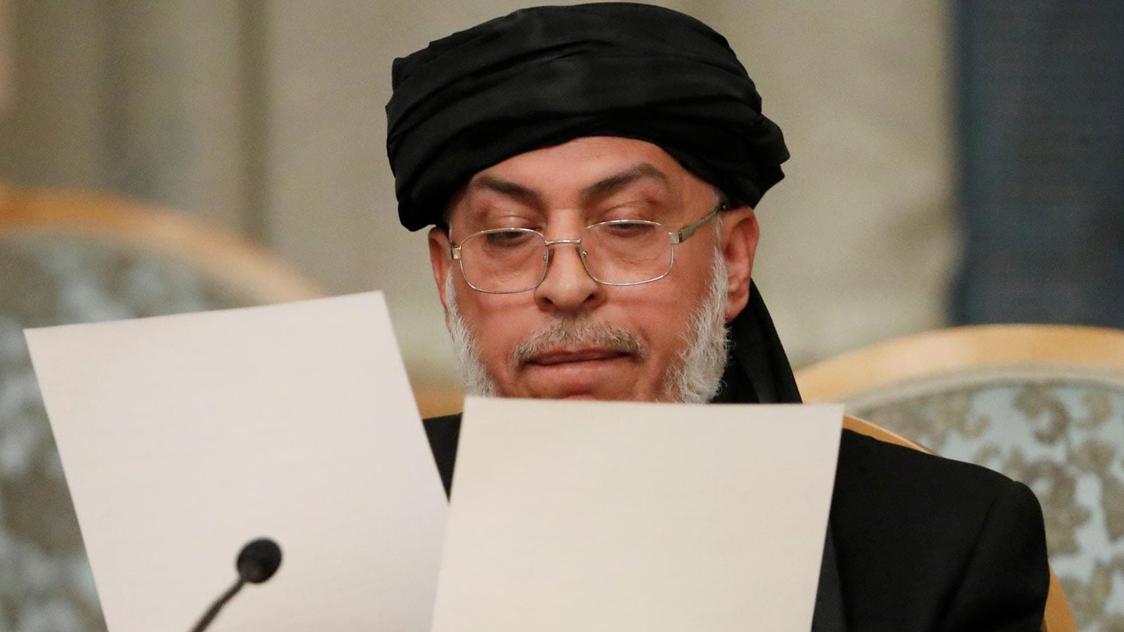 عباس ستانکزی، معاون وزیر خارجه طالبان است اما در هیچ دیدار رسمی دیده نشده است