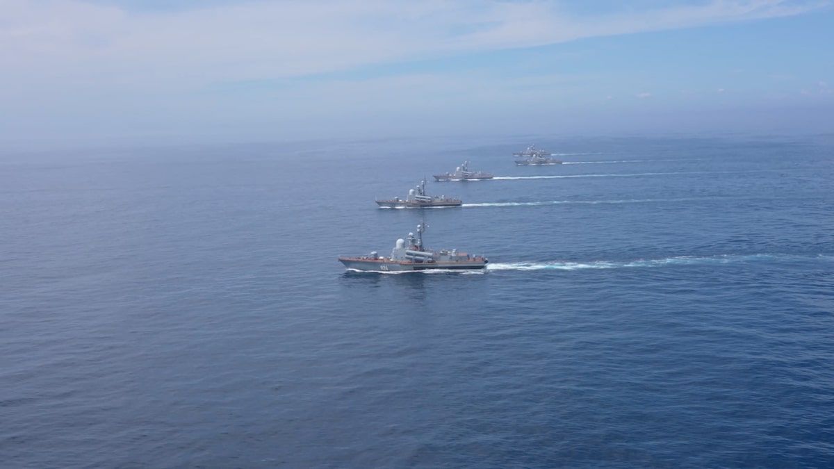 اوکراین می‌گوید دو کشتی روسی حامل تجهیزات نظامی را در دریای خزر هدف قرار داده است