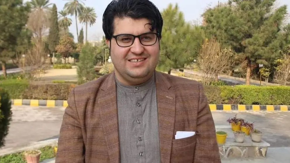 طالبانو وروسته له سلو ورځو د ننګرهار ملي تلویزون خبریال له بنده خوشې کړ