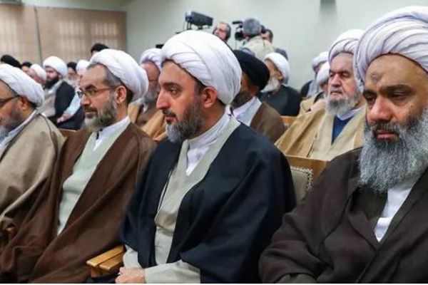د ایران د خبرګان شورا اعلامیه: هر څوک چې نتنیاهو او ټرمپ ته لاسرسی ومومي باید یې ووژني