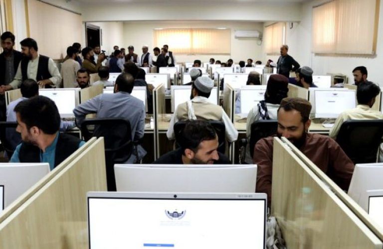 طالبان د کوچني اختر له رخصتیو وروسته د دولتي کارکوونکو د حاضري کنټرول سختوي