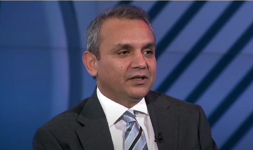 توصیه نادری برای شکست بن‌بست: نشست دوحه مشخصات و اهداف گفت‌وگوی میان افغان‌ها را روشن کند