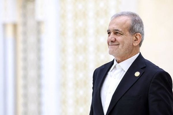 ایران: د جګړې د مخنیوي لپاره د هر قانوني بهیر هرکلی کوو