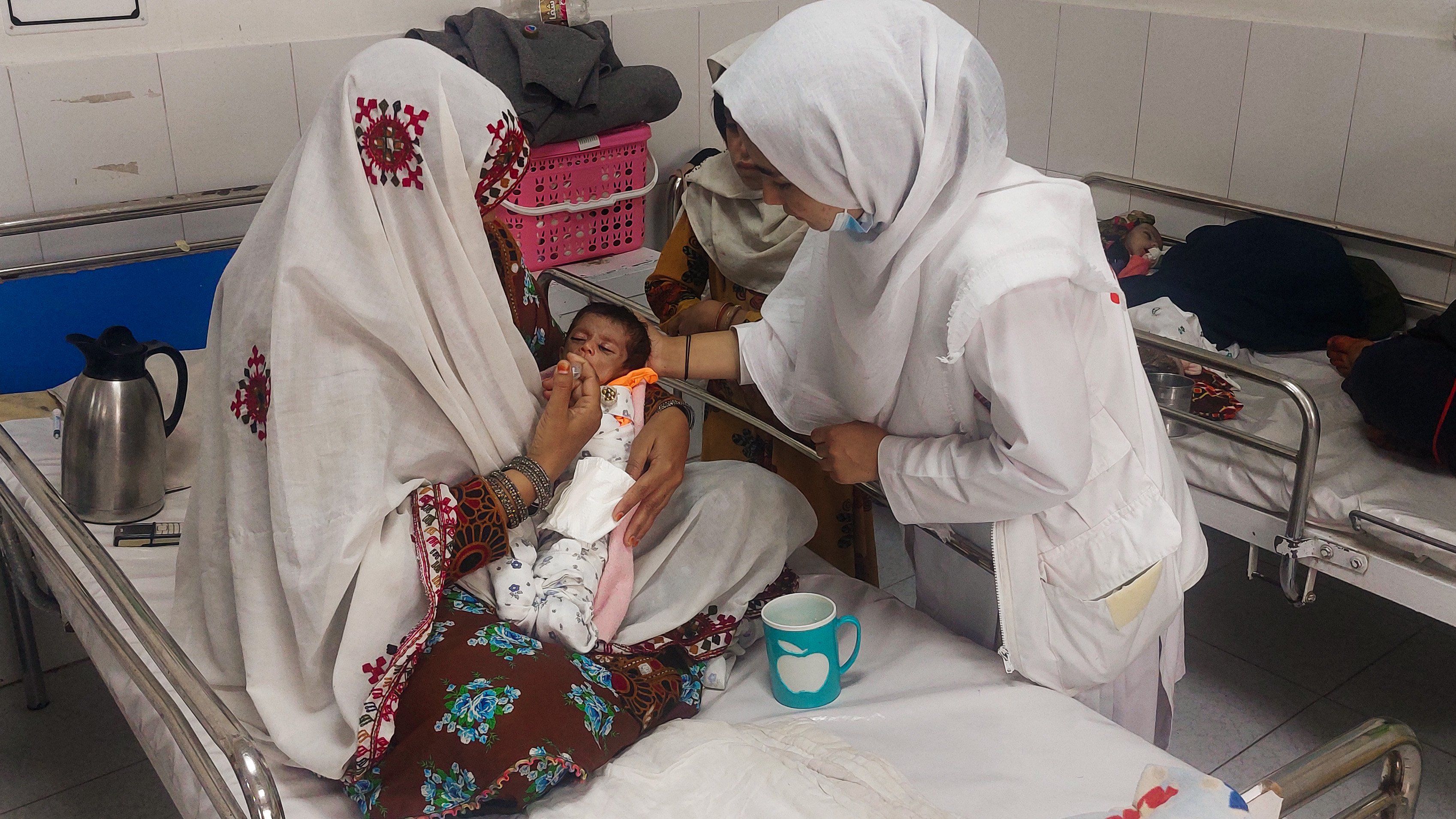 سازمان پزشکان بدون مرز از افزایش سوءتغذیه در میان کودکان هلمند هشدار داد