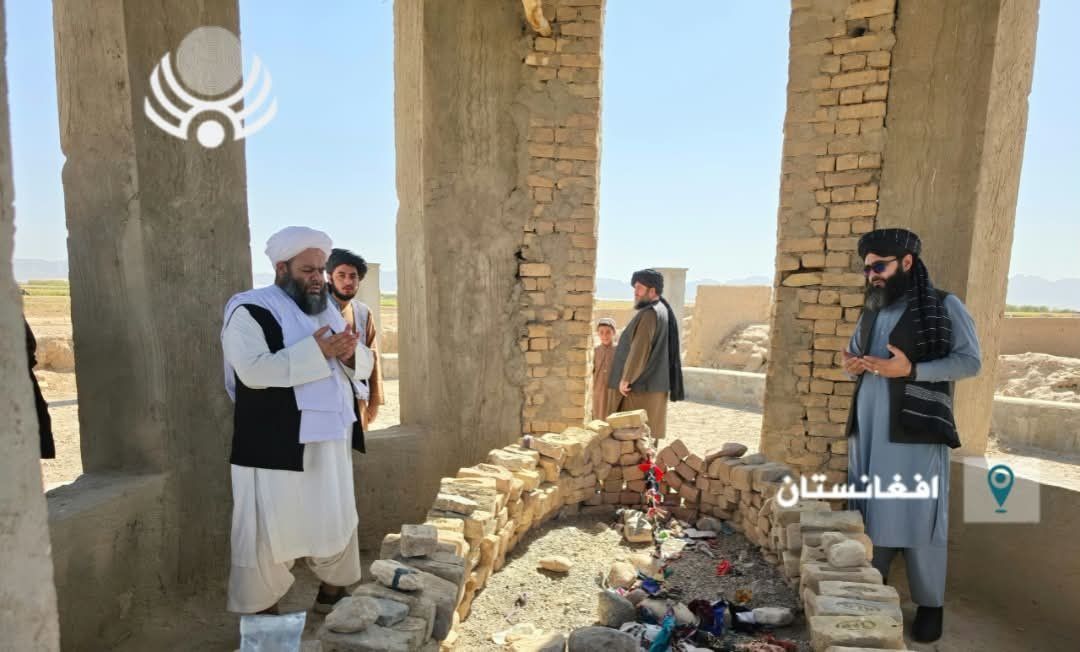 طالبان د میوند تاریخي ابدې او د ملالۍ میوندۍ قبر بیا رغوي